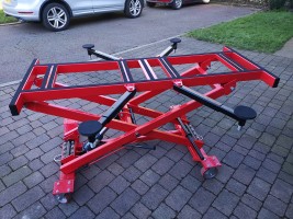 scissor lift web092